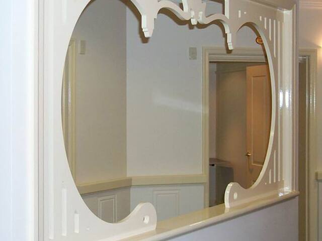 Feature arch detail. Curved arch and mouldings, cut in by hand.