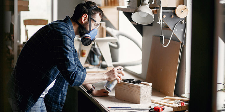 This Guide Will Help You Renew Your Wooden Furniture Easily Using a Spray Paint