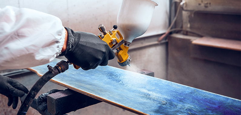 This Is How Professionals Paint Wood Paneling